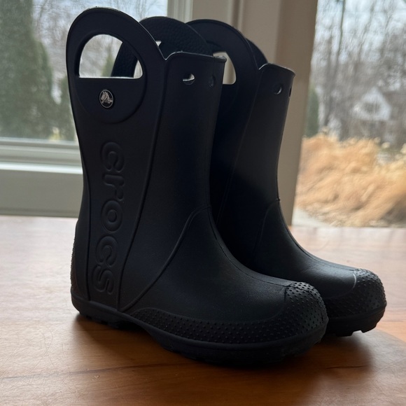 CROCS Other - CROCS Kids navy blue Waterproof Pull-On Rain Boots